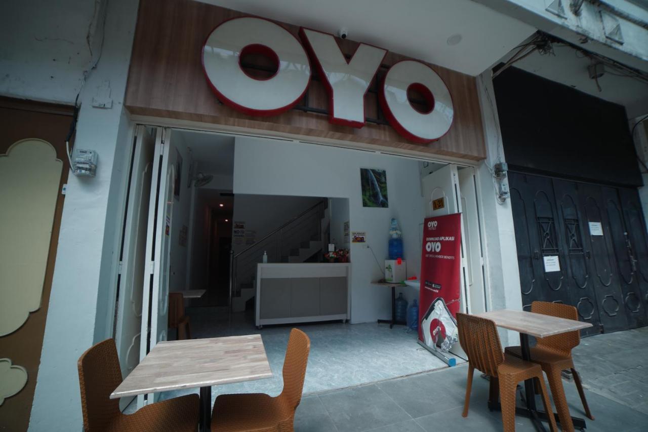 ميدان Oyo 90830 Multatuli Guest House المظهر الخارجي الصورة