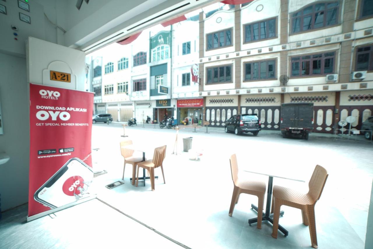 ميدان Oyo 90830 Multatuli Guest House المظهر الخارجي الصورة