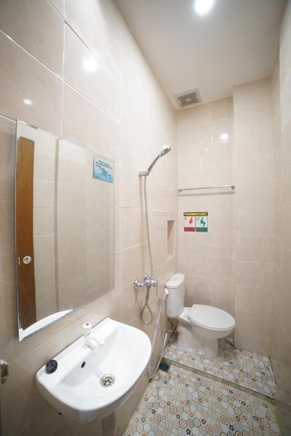 ميدان Oyo 90830 Multatuli Guest House المظهر الخارجي الصورة