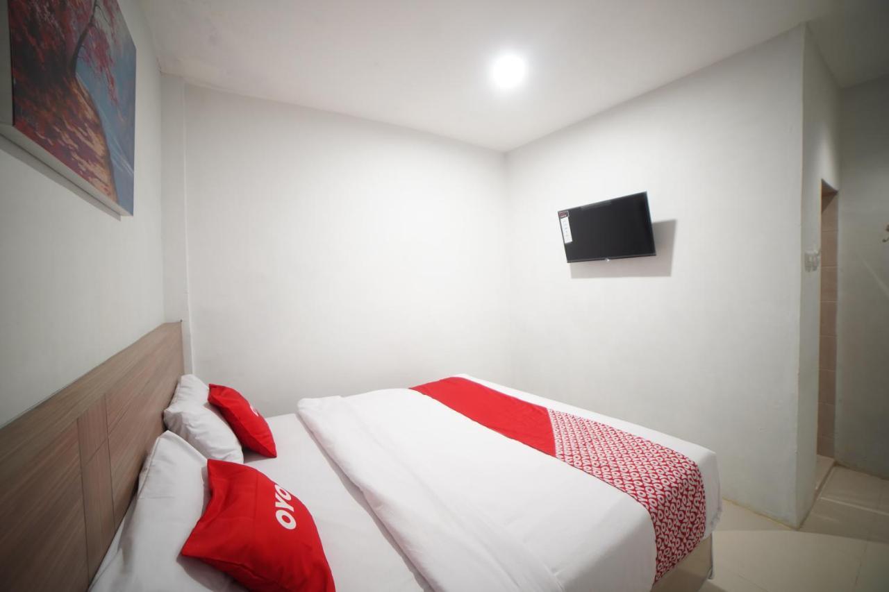 ميدان Oyo 90830 Multatuli Guest House المظهر الخارجي الصورة