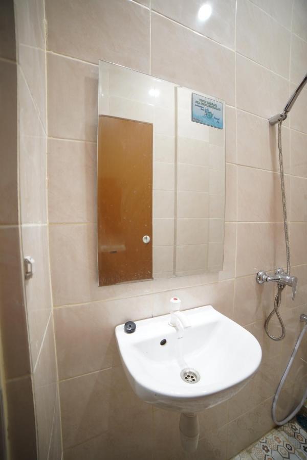 ميدان Oyo 90830 Multatuli Guest House المظهر الخارجي الصورة