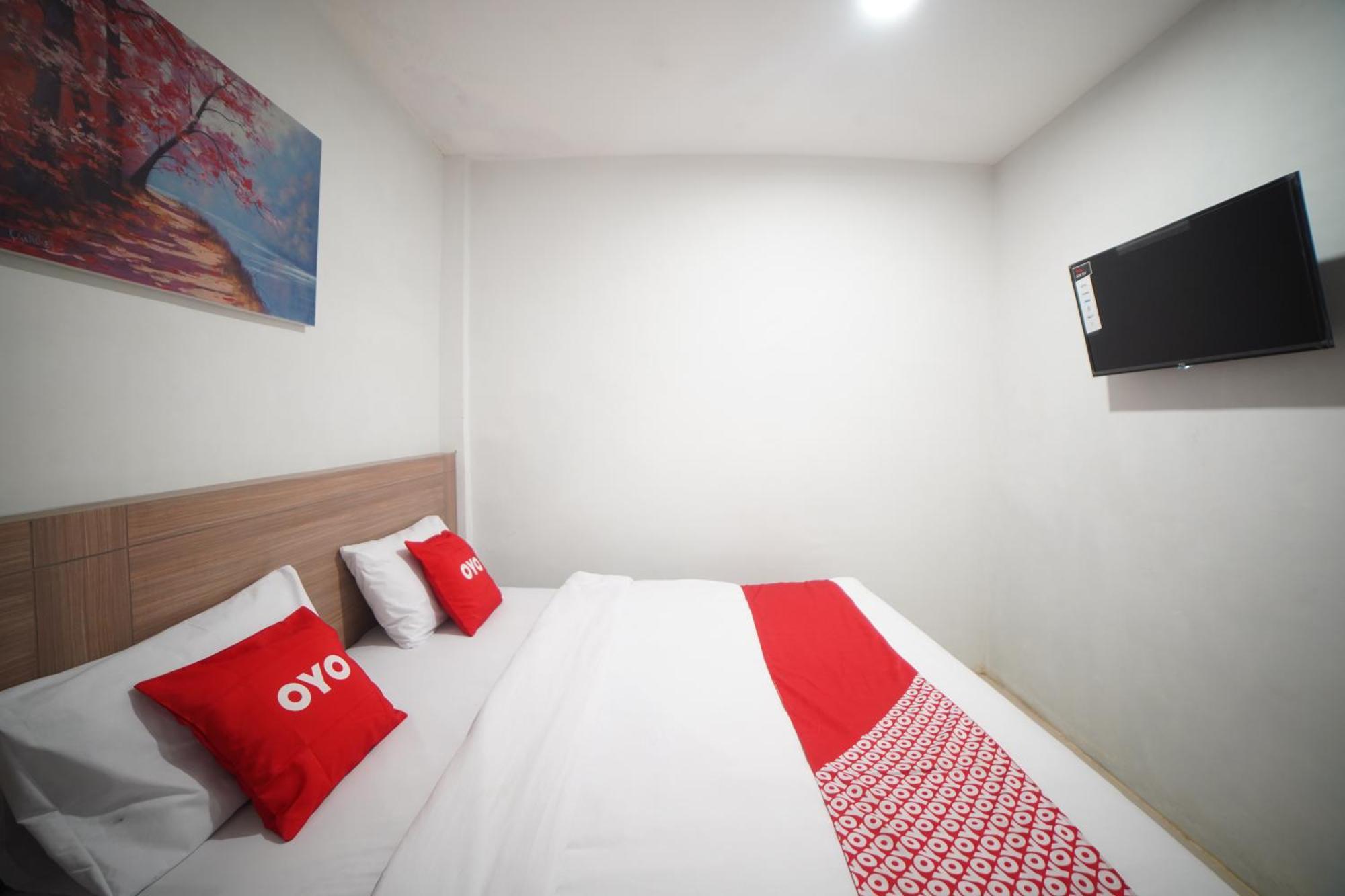 ميدان Oyo 90830 Multatuli Guest House المظهر الخارجي الصورة