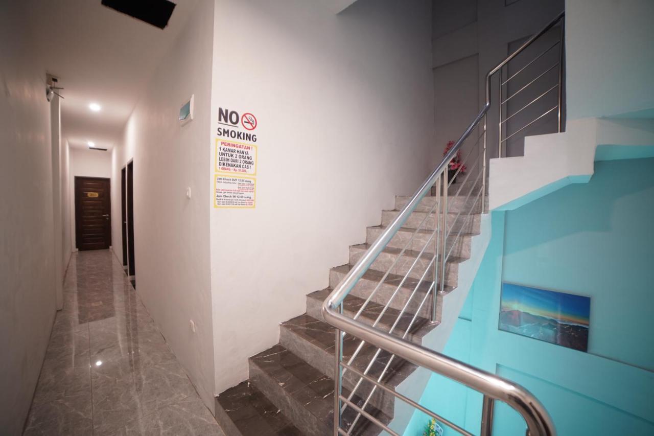 ميدان Oyo 90830 Multatuli Guest House المظهر الخارجي الصورة